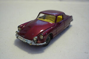 【送料無料】ホビー　模型車　車　レーシングカー コーギービンテージモデルダンディクーペシトロエンコーギーcorgi jouets vintage modele en metal le dandy coupe citroen corgi 39