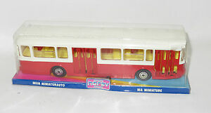 【送料無料】ホビー　模型車　車　レーシングカー プラスチックバス143 norev plastique saviem autobus rougeblancnon ouvertneuf