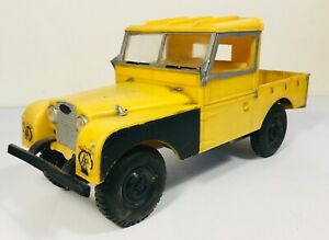 【送料無料】ホビー　模型車　車　レーシングカー エンパイアビンテージシリーズランドローバープラスチックモデルvintage empire made toys aa serie land rover plastique modele