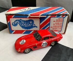 【送料無料】ホビー　模型車　車　レーシングカー ハンドフェラーリマウスボタンセブリングモデルrecord 143 hand built nart ferrari 330 lmb sebring1964 resin model car boxed