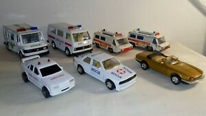 【送料無料】ホビー　模型車　車　レーシングカー ジョブロットjouet job lot 7x jouet vehicules compose principalement dambulances