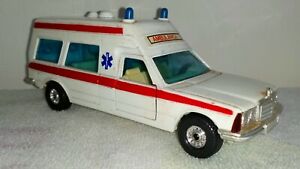 【送料無料】ホビー　模型車　車　レーシングカー コーギーメルセデスcorgi toysmercedes bonna 2500 ambulance