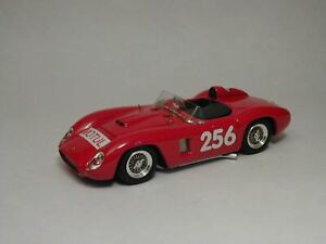 【送料無料】ホビー　模型車　車　レーシングカー フェラーリ＃モデルアートモデルferrari 500 tr 256 1957 143 model artmodel