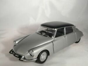 【送料無料】ホビー　模型車　車　レーシングカー シトロエンシルバーブラックcitroen ds 19 argentnoir 118 solido