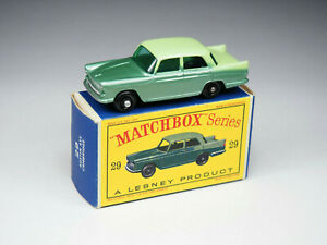 【送料無料】ホビー　模型車　車　レーシングカー マッチオースティンケンブリッジグリーン２トーンmatchbox 29b austin a55 cambridge bicolore verte
