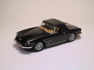 【送料無料】ホビー　模型車　車　レーシングカー フェラーリソフトトップブラックモデルモデル 17,745円