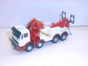 【送料無料】ホビー　模型車　車　レーシングカー mb ng 8x4 montagnes vehicule,