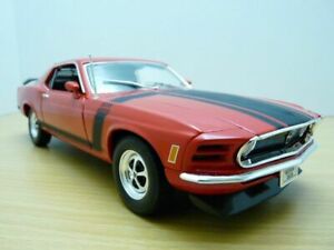 【送料無料】ホビー　模型車　車　レーシングカー フォードムスタングボスレッドford mustang boss 302 rouge 1970 118