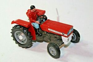 【送料無料】ホビー　模型車　車　レーシングカー ヴィンテージマッセイファーガソントタードライバbritains 9529 vintage 135 massey ferguson tracteur amp; driver, vnm 19651970