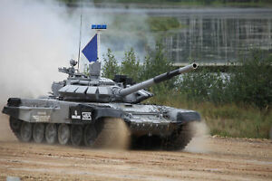 【送料無料】ホビー　模型車　車　レーシングカー トランペッターロシアｍｍｂｔ９trumpeter 09510 13 5 russe t72b3m mbt neuf