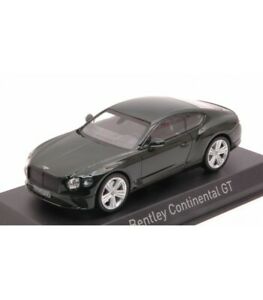 【送料無料】ホビー　模型車　車　レーシングカー ベントレーコンチネンタルブリティッシュレーシンググリーンbentley continental gt 2018 british racing green 4 143