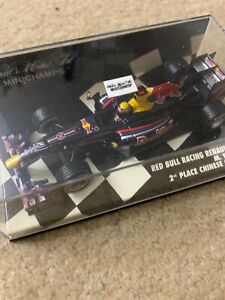 【送料無料】ホビー　模型車　車　レーシングカー レッドブルウェバーred bull 143 webber 2009