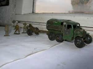 【送料無料】ホビー　模型車　車　レーシングカー skybirds pre war scammell, obusier, figures