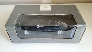 【送料無料】ホビー　模型車　車　レーシングカー メルセデスベンツクーペディーラーモデルボックスボックスmercedes benz clk coupe dealer model 118 en parfait etat, dans sa boite en boite