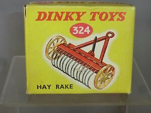 【送料無料】ホビー　模型車　車　レーシングカー モデルボックスヘイdinky toys modele 324 rateau a foin vn en parfait etat, dans sa boite