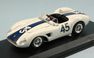 【送料無料】ホビー　模型車　車　レーシングカー ミニチュアスケールアートモデルフェラーリminiature voiture echelle 143 art model ferrari 500 trc n 45 4th bridgehampton