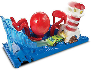 【送料無料】ホビー　模型車　車　レーシングカー ホットホイールタコマルチカラーhot wheels fnp61 ville octopus play set, multicouleur