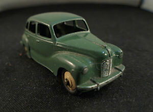 【送料無料】ホビー　模型車　車　レーシングカー オースティンデヴォンバージョンdinky toys gb n 152 austin devon rare version