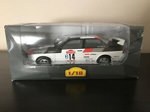 【送料無料】ホビー　模型車　車　レーシングカー アウディクアトロラリーラリーネットワークaudi quattro 1981 m mouton rally rallye ixo altaya 118 eb12