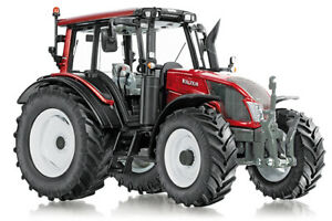 【送料無料】ホビー　模型車　車　レーシングカー トターwiking 132 tracteur valtra n 143 ht3