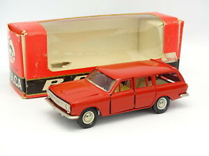 【送料無料】ホビー　模型車　車　レーシングカー ソサラトフガスレッドヴォルガussr saratov 143 gaz 24 02 volga rouge 18,485円