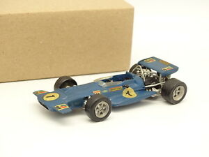 【送料無料】ホビー　模型車　車　レーシングカー キットティレルフォードスチュアートマウントkit metal monte 143 f1 tyrrell ford 001 stewart
