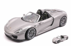 【送料無料】ホビー　模型車　車　レーシングカー ポルシェスパイダーシルバーモデルporsche 918 spyder silver 118 model 18051cs welly 18,235円