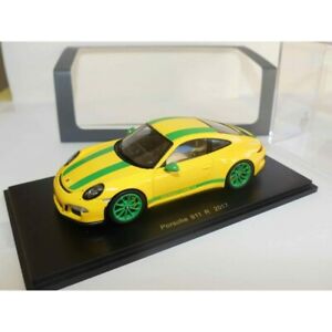 【送料無料】ホビー　模型車　車　レーシングカー ポルシェイエローグリーンporsche 911 r 2017 jaune et vert spark s4957 143