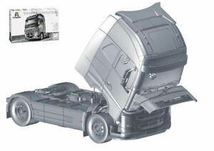 【送料無料】ホビー　模型車　車　レーシングカー ボルボグローブトロッタートラックトラックプラスチックキットモデル