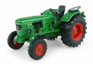 【送料無料】ホビー　模型車　車　レーシングカー ビンテージトターモデルユニバーサルdeutz d60 05 2wd vintage tractor 132 model 4994 universal hobbies