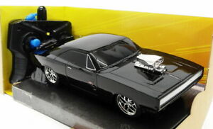 【送料無料】ホビー　模型車　車　レーシングカー スケールラジオコントロールjada 124 scale radio control car 24ghz rc 97044 doms dodge charger rt