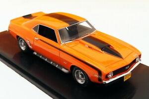 【送料無料】ホビー　模型車　車　レーシングカー スケールモデルカーシボレーhighway 61 143 scale model voiture 43004 1969 chevrolet camaroorange