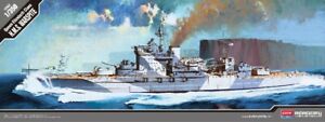 【送料無料】ホビー　模型車　車　レーシングカー エリザベスクラスプラスチックキットモデルアカデミーqueen elizabeth class hms plastic kit 1350 model academy