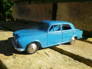 【送料無料】ホビー　模型車　車　レーシングカー プジョークローズボックスフランスdinky toys 24b peugeot 403 made in france 1956 tres proche du neuf sans boite