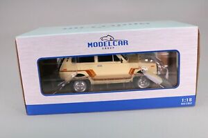 【送料無料】ホビー　模型車　車　レーシングカー ラダze069 modelcar 18004 voiture 118 lada niva 5000 sable