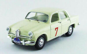 【送料無料】ホビー　模型車　車　レーシングカー ミニチュアラリースケールリオアルファロメオminiature voiture rally echelle 143 rio alfa romeo giulietta t i n7 des