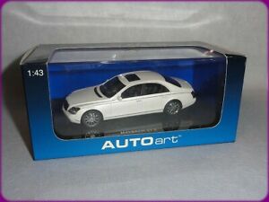 【送料無料】ホビー　模型車　車　レーシングカー マイバッハautoart maybach 57s 2005 autoart 56157 143