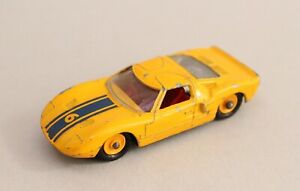 【送料無料】ホビー　模型車　車　レーシングカー マッチフォードmatchbox lesney mb 41 ford gtrare jaune question