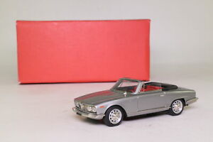 【送料無料】ホビー　模型車　車　レーシングカー コレクションアルファロメオスプリントカブリオm collection; 1971 alfa romeo 2000 sprint cabrio; argent; tres bon boxed