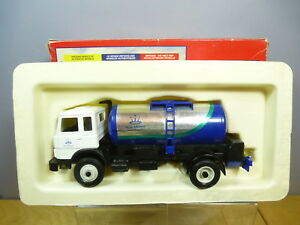 【送料無料】ホビー　模型車　車　レーシングカー モデルミルクブランドタンカーボックスbritains model 9599 lait marque tanker vn en parfait etat, dans sa boite