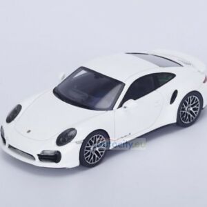 【送料無料】ホビー　模型車　車　レーシングカー スパークモデルポルシェターボspark models porsche 991 turbo s 2015 s4935