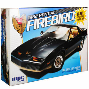 【送料無料】ホビー　模型車　車　レーシングカー ポンティアックトランスカットブラックナイトライダーpontiac firebird trans am gta coupe noir connu de knight cavalier kitt 3 g