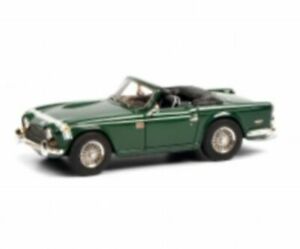 【送料無料】ホビー　模型車　車　レーシングカー schuco 143 triumph tr250 vert 450880800