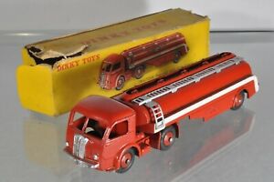 【送料無料】ホビー　模型車　車　レーシングカー フランス＃トターセミトレーラタンクエッソv773 dinky toys france 32c tracteur panhard semiremorque citerne esso ab