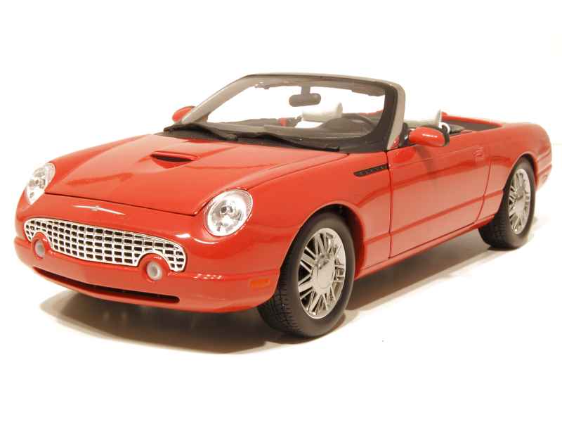 【送料無料】ホビー　模型車　車　レーシングカー フォードサンダーバードジェームズボンドautre ford thunderbird james bond 007 118