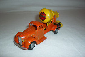 【送料無料】ホビー　模型車　車　レーシングカー ビンテージモデルダッジトラックtekno vintage modele en metal dodge camion betonmischeraufbau tek14