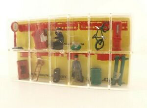 【送料無料】ホビー　模型車　車　レーシングカー ボックスボックスdinky toys gb n 052 cret railway station passengers en boite