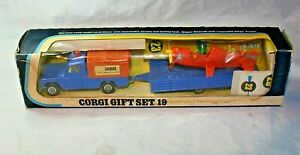 【送料無料】ホビー　模型車　車　レーシングカー コーギーフライングクラブセットセットオリジナルボックスcorgi gift set 19 flying club set, etat neuf dans boite dorigine｜hokushin