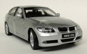 【送料無料】ホビー　模型車　車　レーシングカー スケールハッチバックカーモデルnex 118 scale 2004 bmw 330i berline e90 argentdiecast modele voiture