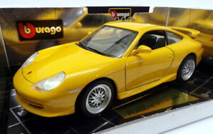 【送料無料】ホビー　模型車　車　レーシングカー ポルシェグアテマラスケールモデルburago 118 scale model car 3357 porsche gt3 strasse yellow｜hokushin